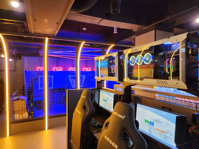 ESPORTS CAFE